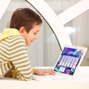Stundenplan Weltraum für Kinder am Tablet — Crealumi Sternenjäger