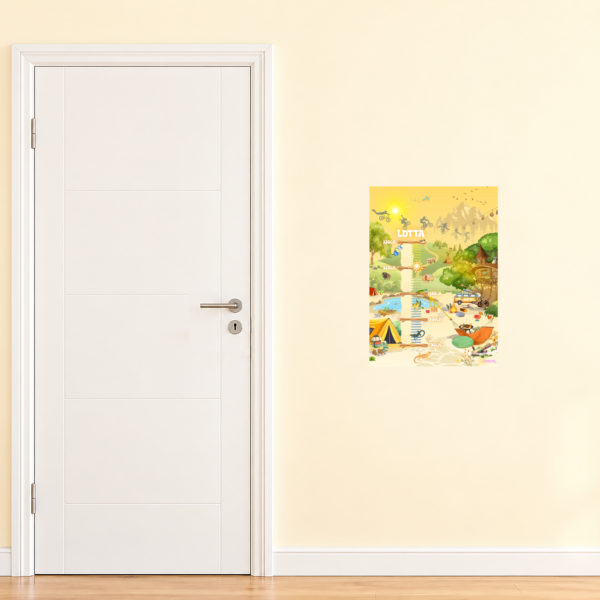Poster di crescita per bambini con un design a tema campeggio, da posizionare accanto a una porta per un confronto delle dimensioni - Crealumi